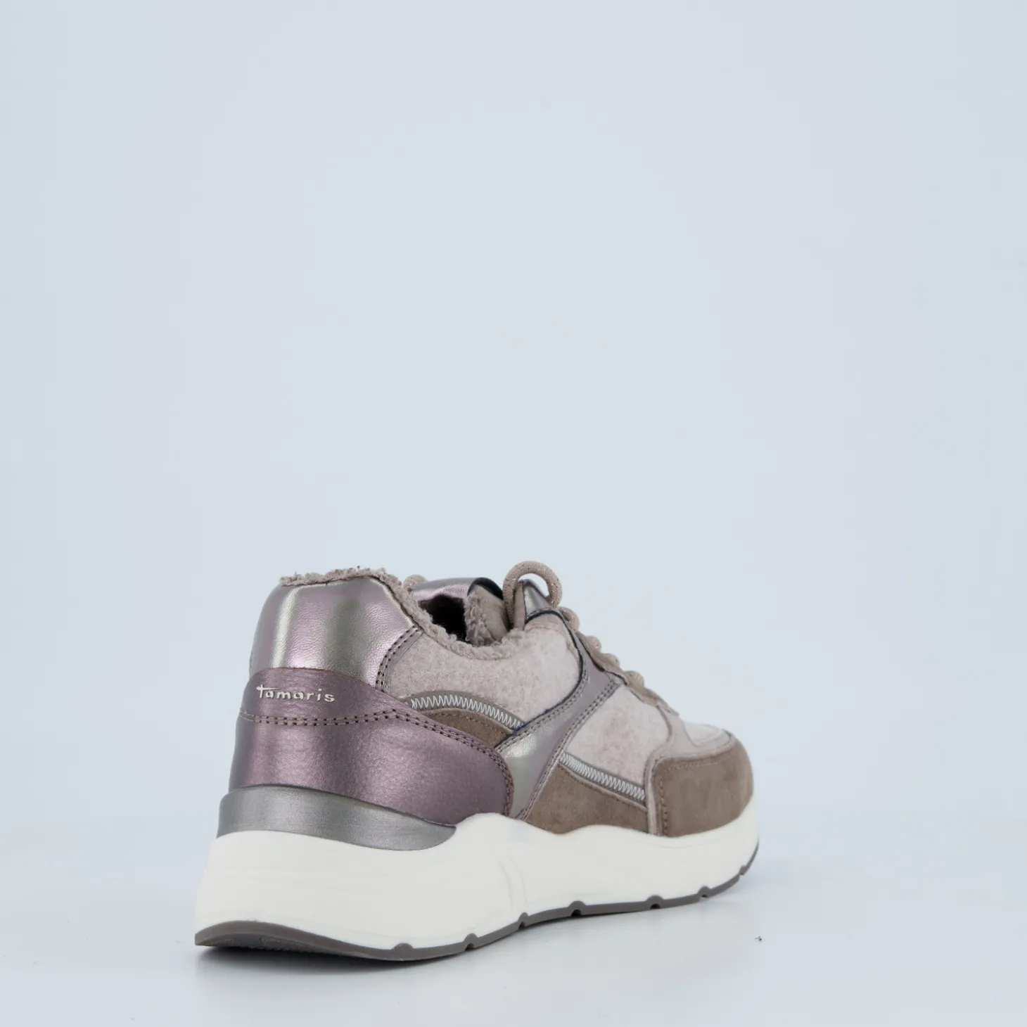 Sneaker