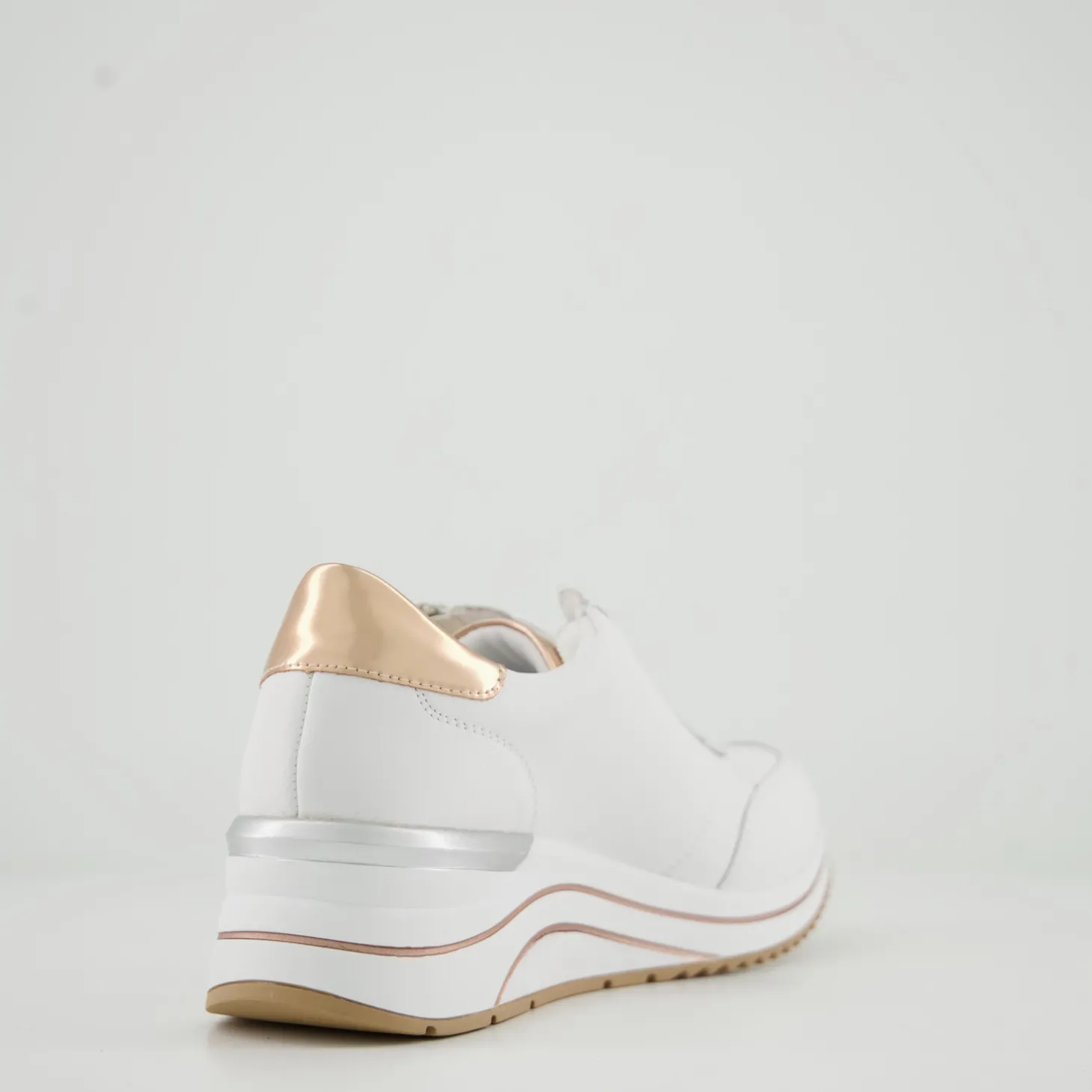 Sneaker