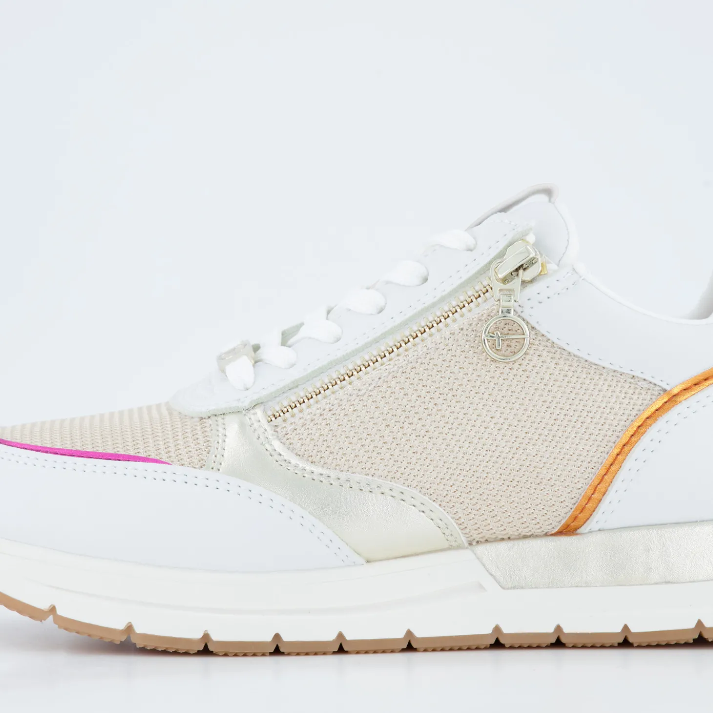 Sneaker