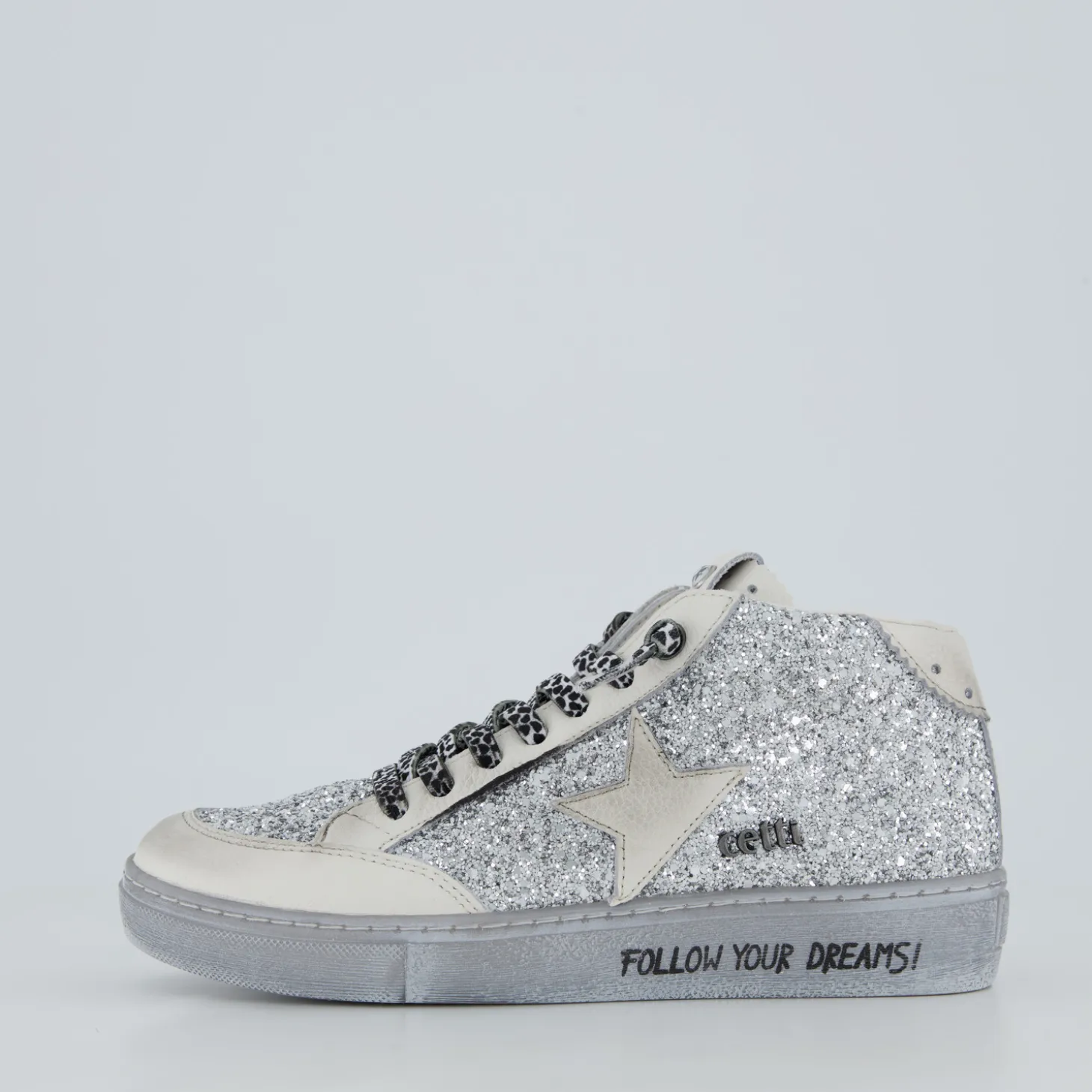 Sneaker