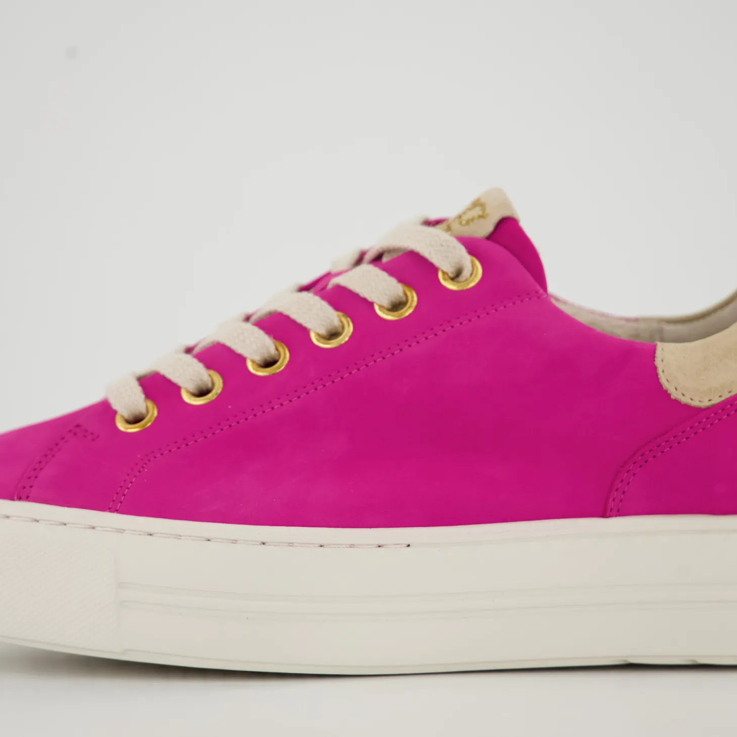 Sneaker
