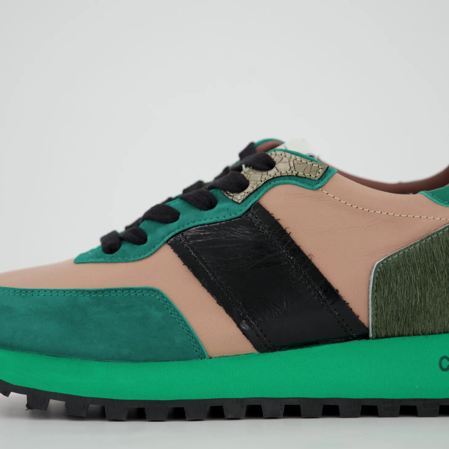Sneaker