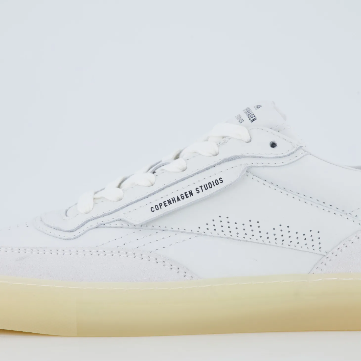 Sneaker