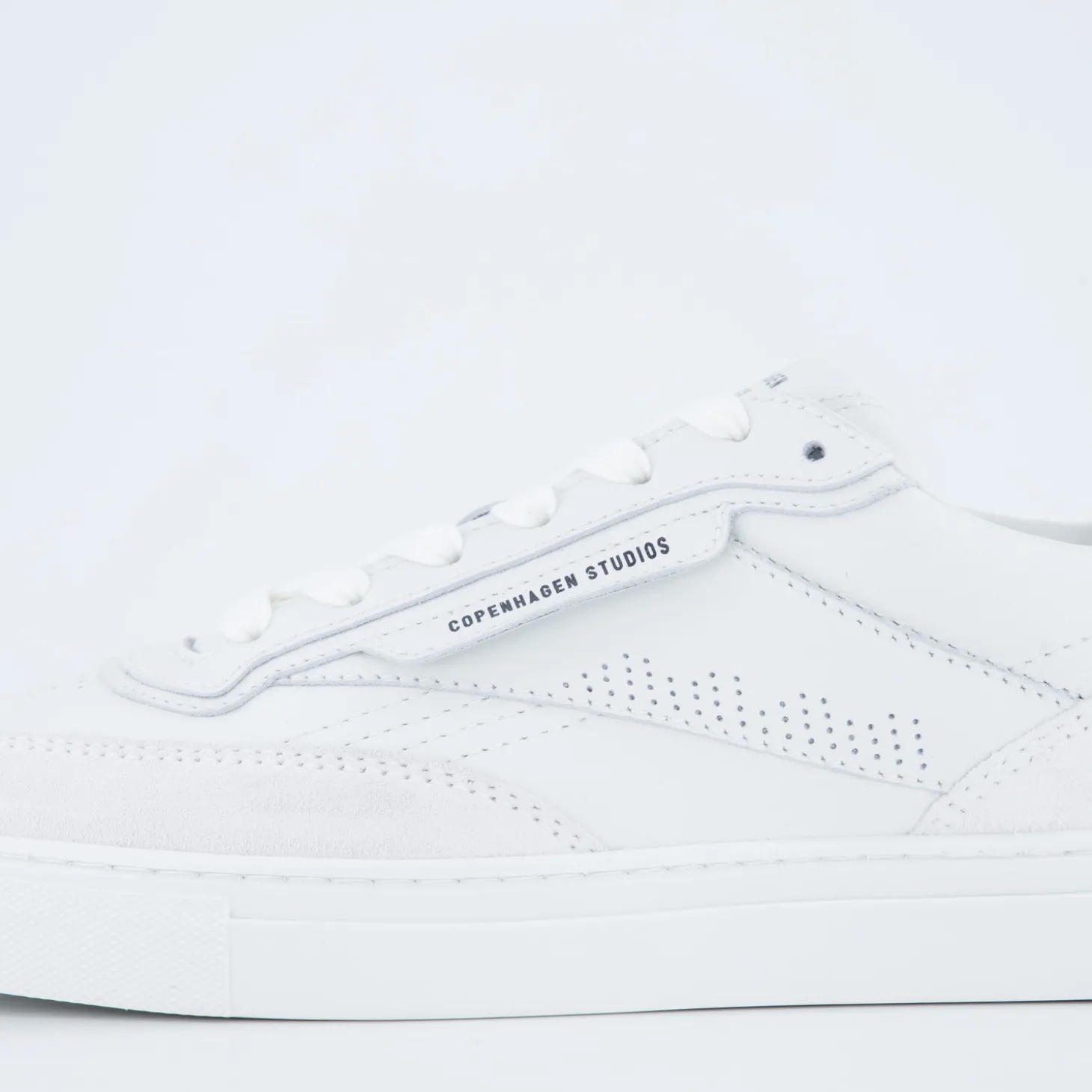 Sneaker