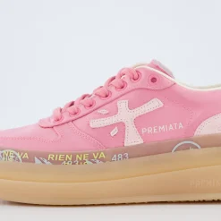 Sneaker
