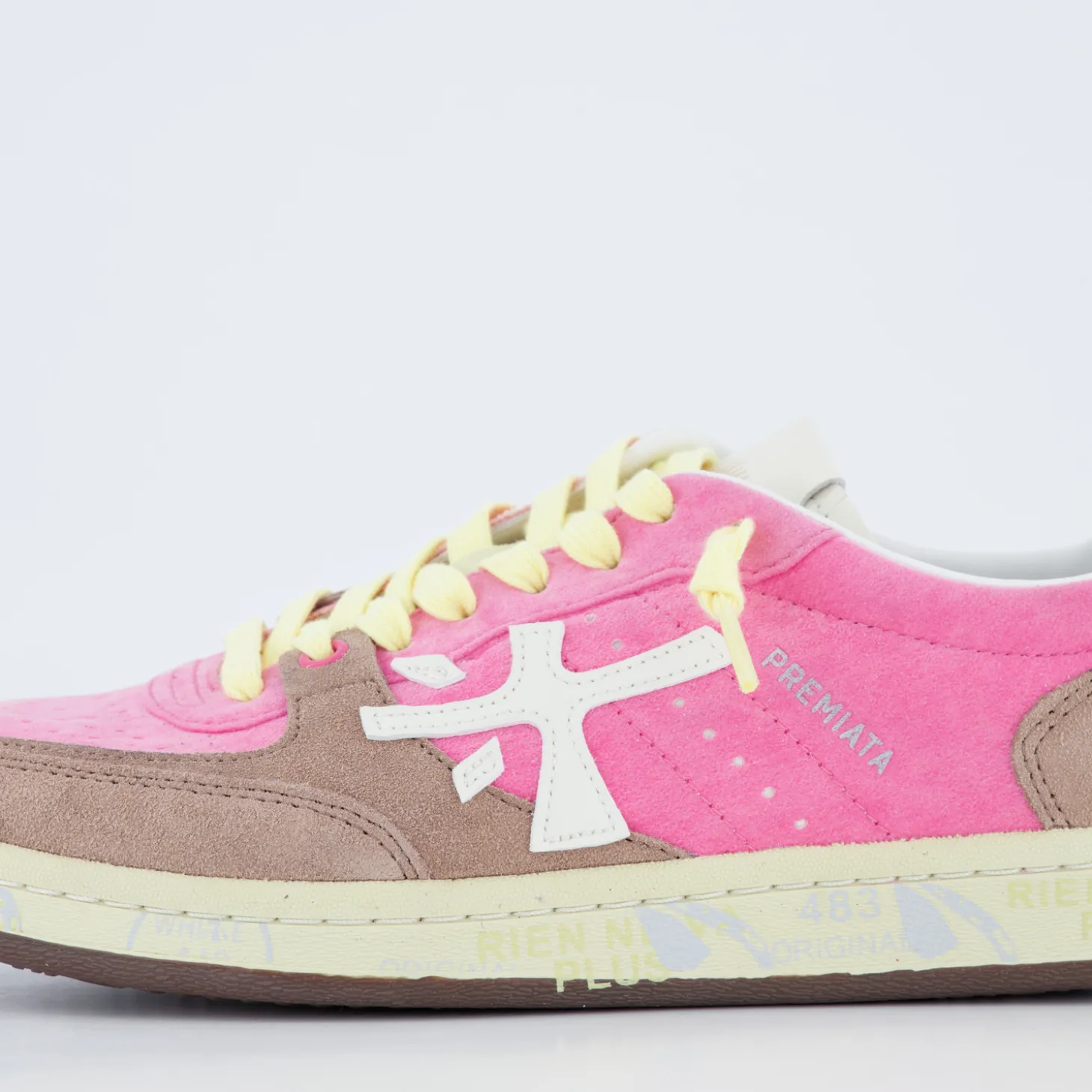 Sneaker
