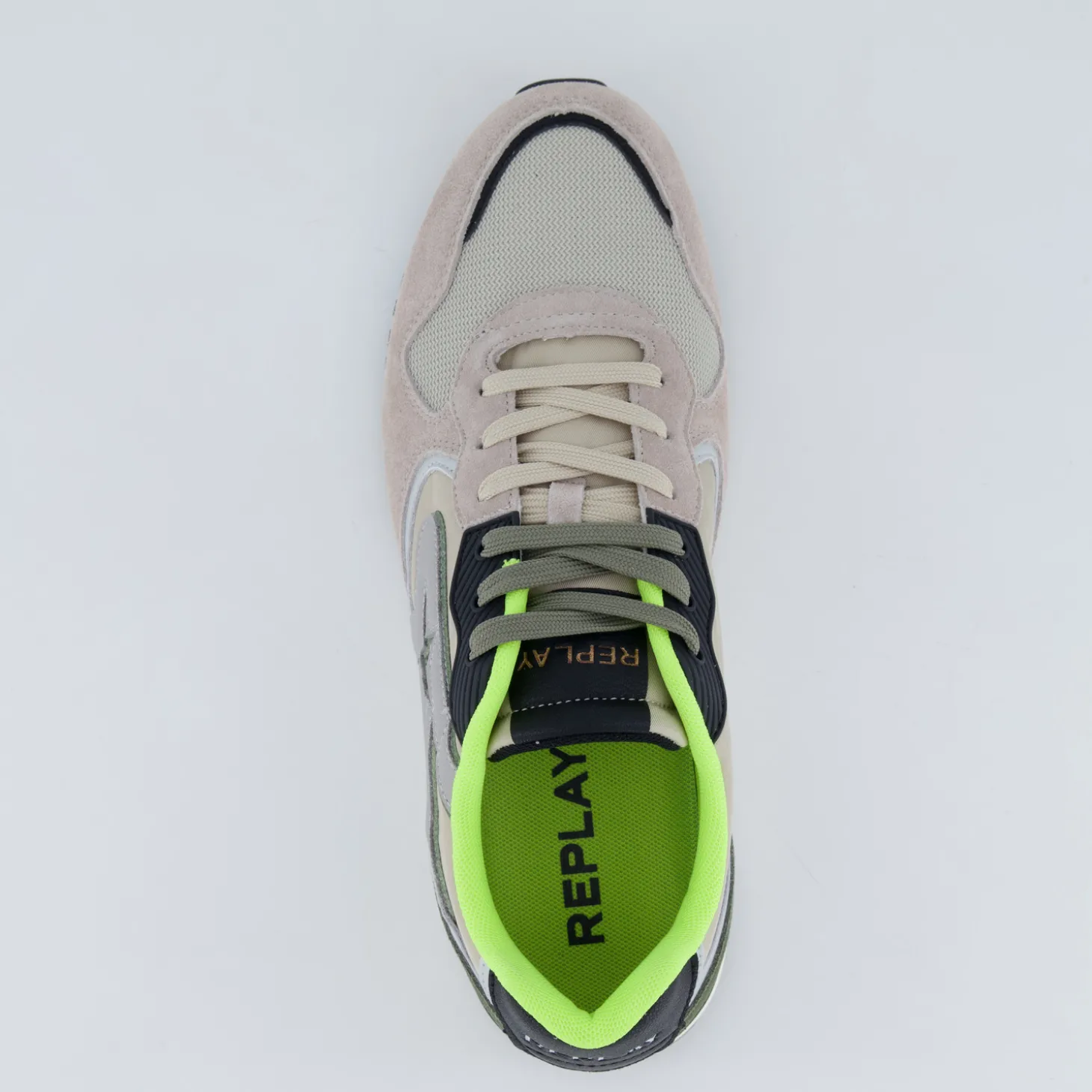 Sneaker