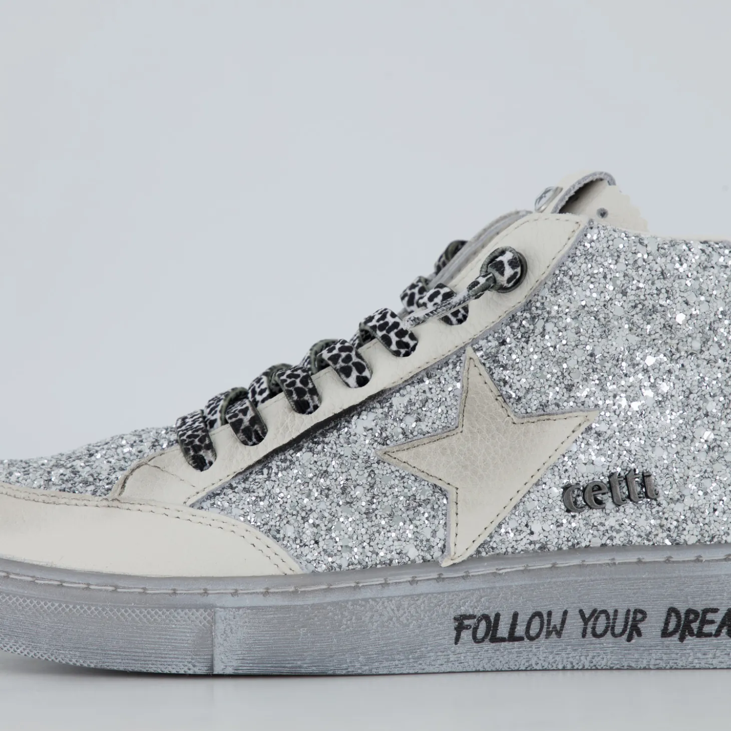 Sneaker