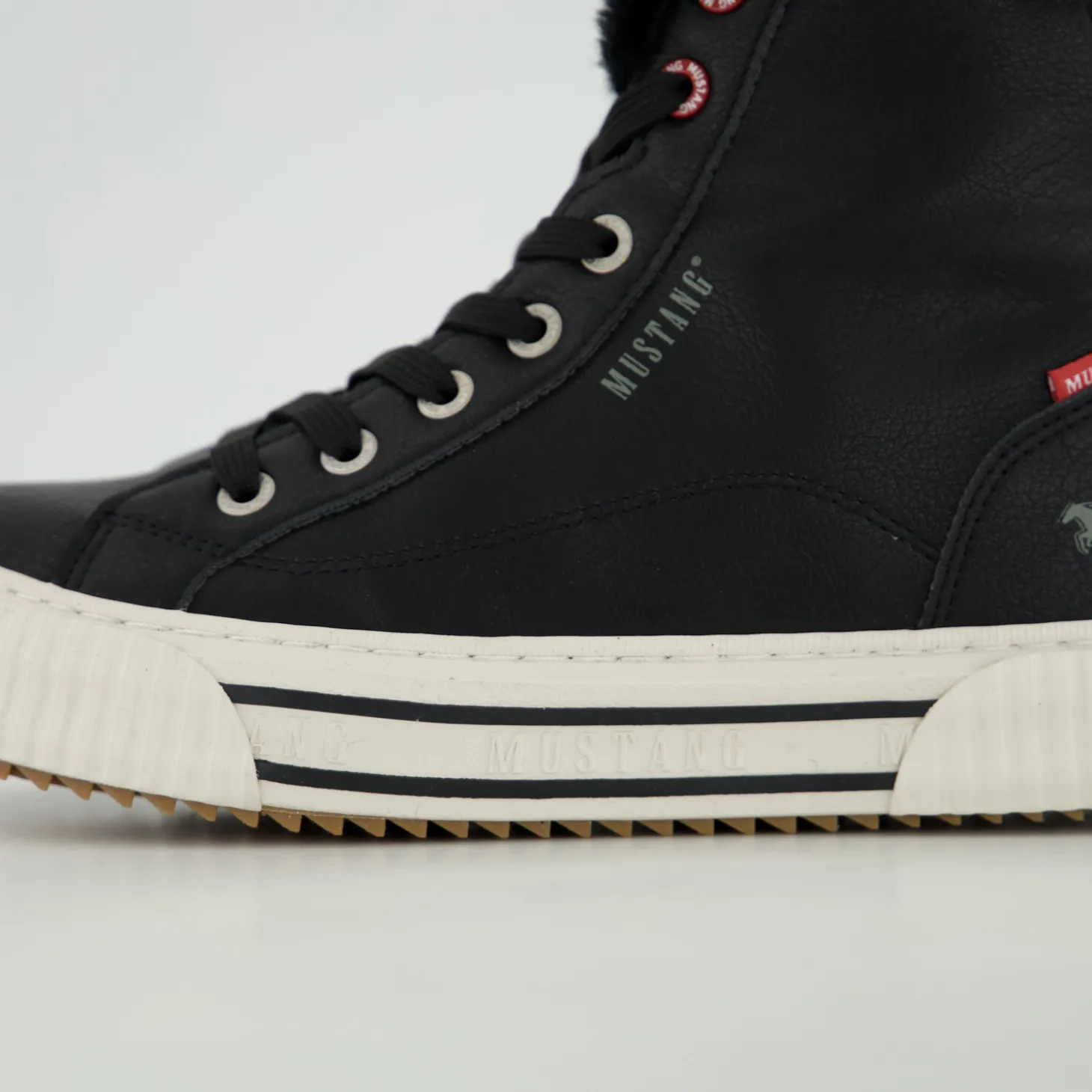 Sneaker