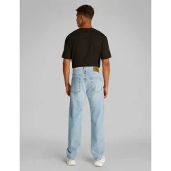 STANDARD STRAIGHT