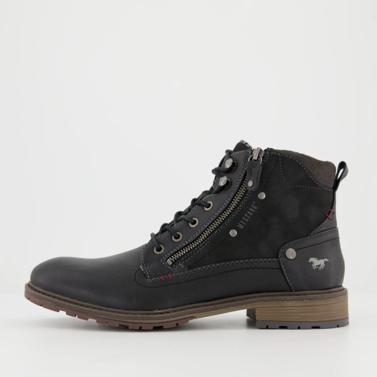 Stiefel & Stiefeletten