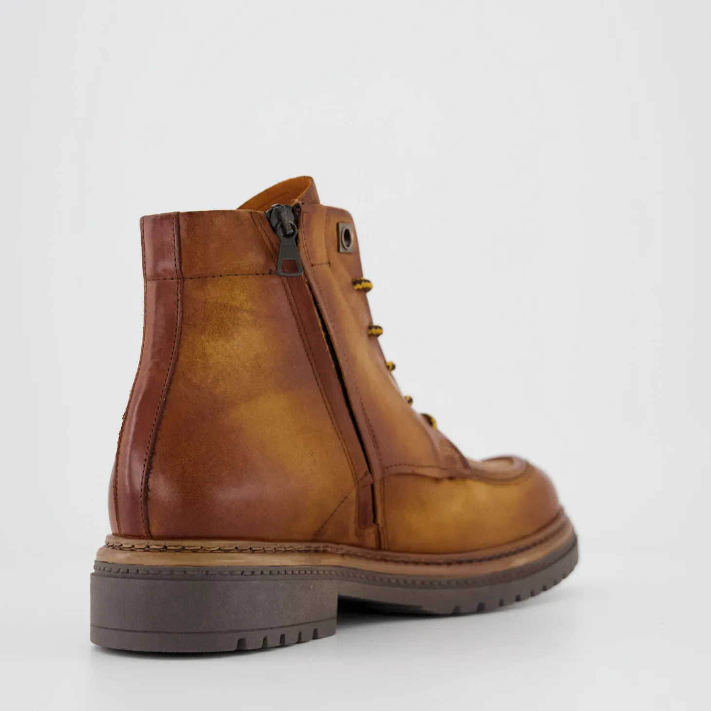 Stiefel & Stiefeletten