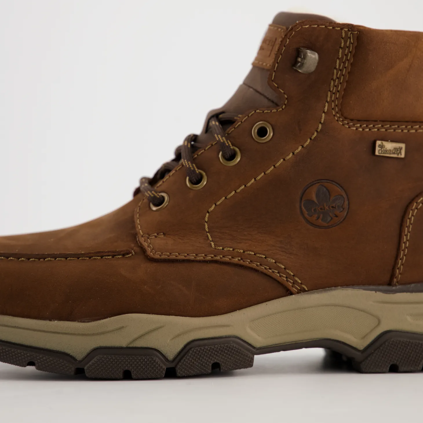 Stiefel & Stiefeletten
