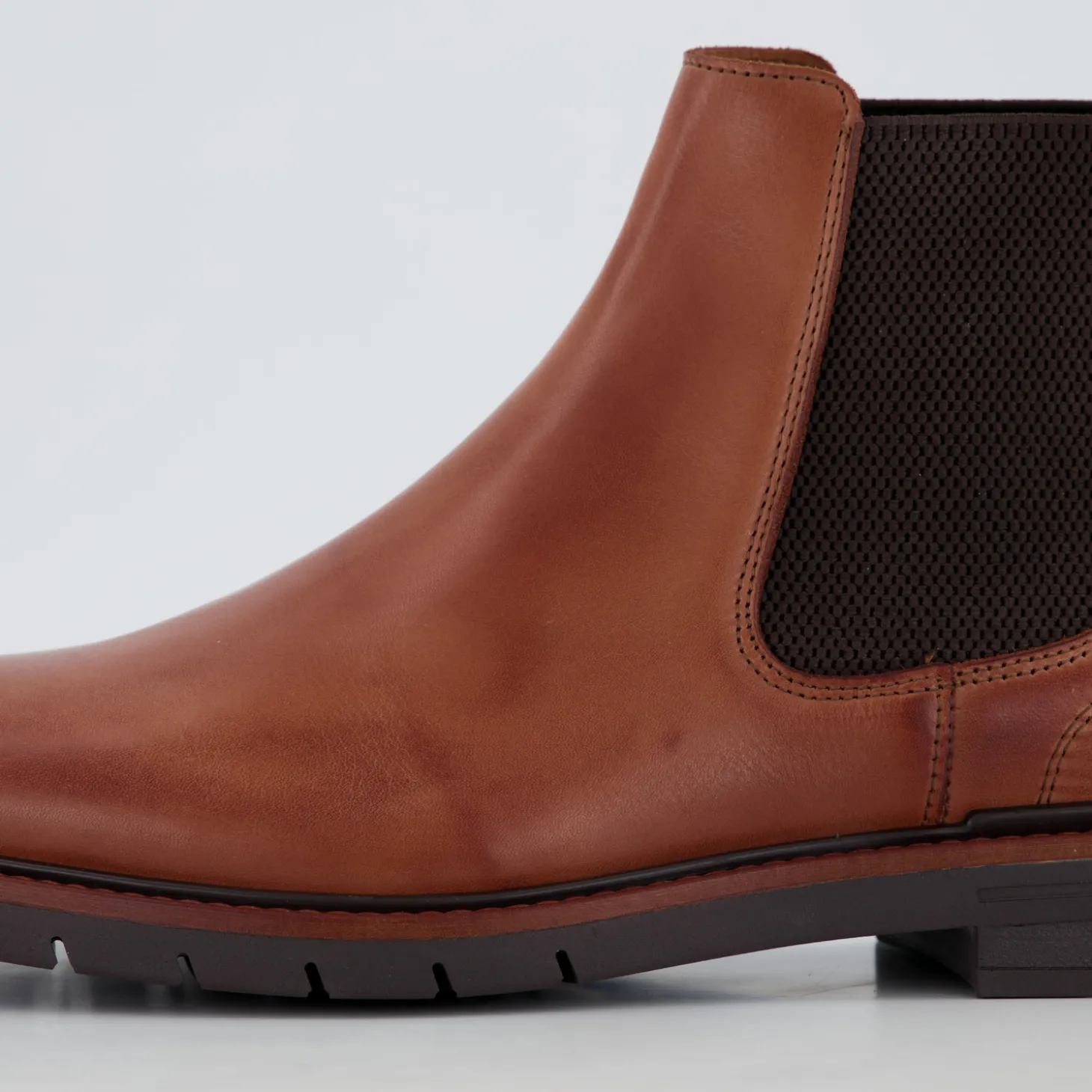 Stiefel & Stiefeletten