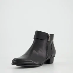 Stiefeletten & Boots