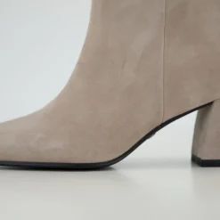 Stiefeletten & Boots
