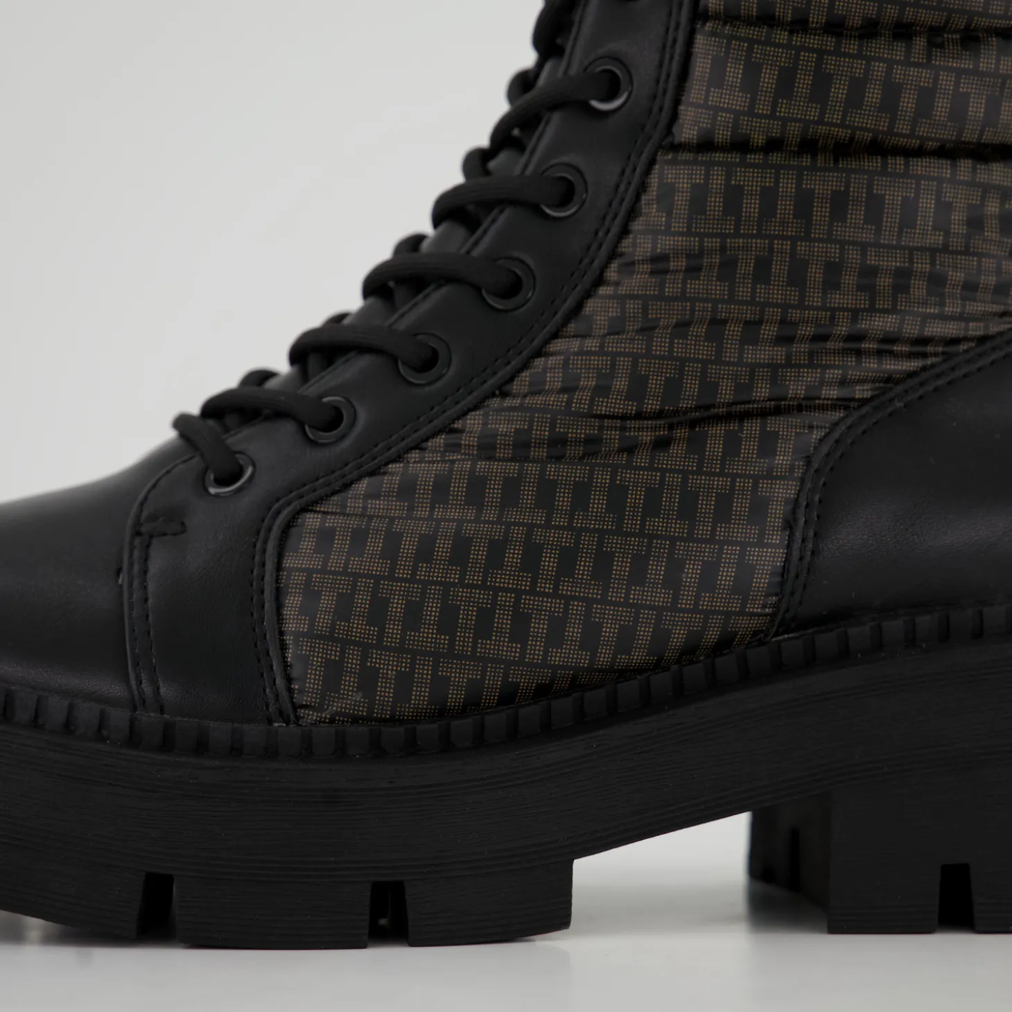 Stiefeletten & Boots