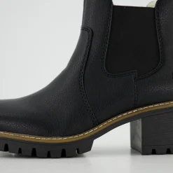 Stiefeletten & Boots