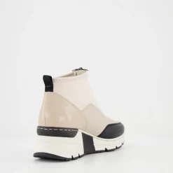 Stiefeletten & Boots