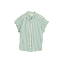 Striped shortsleeve shirt