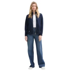 Sweatjacket stand up collar