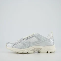 TJW ARCHIVE RETRO RUNNER