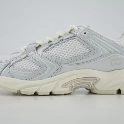 TJW ARCHIVE RETRO RUNNER