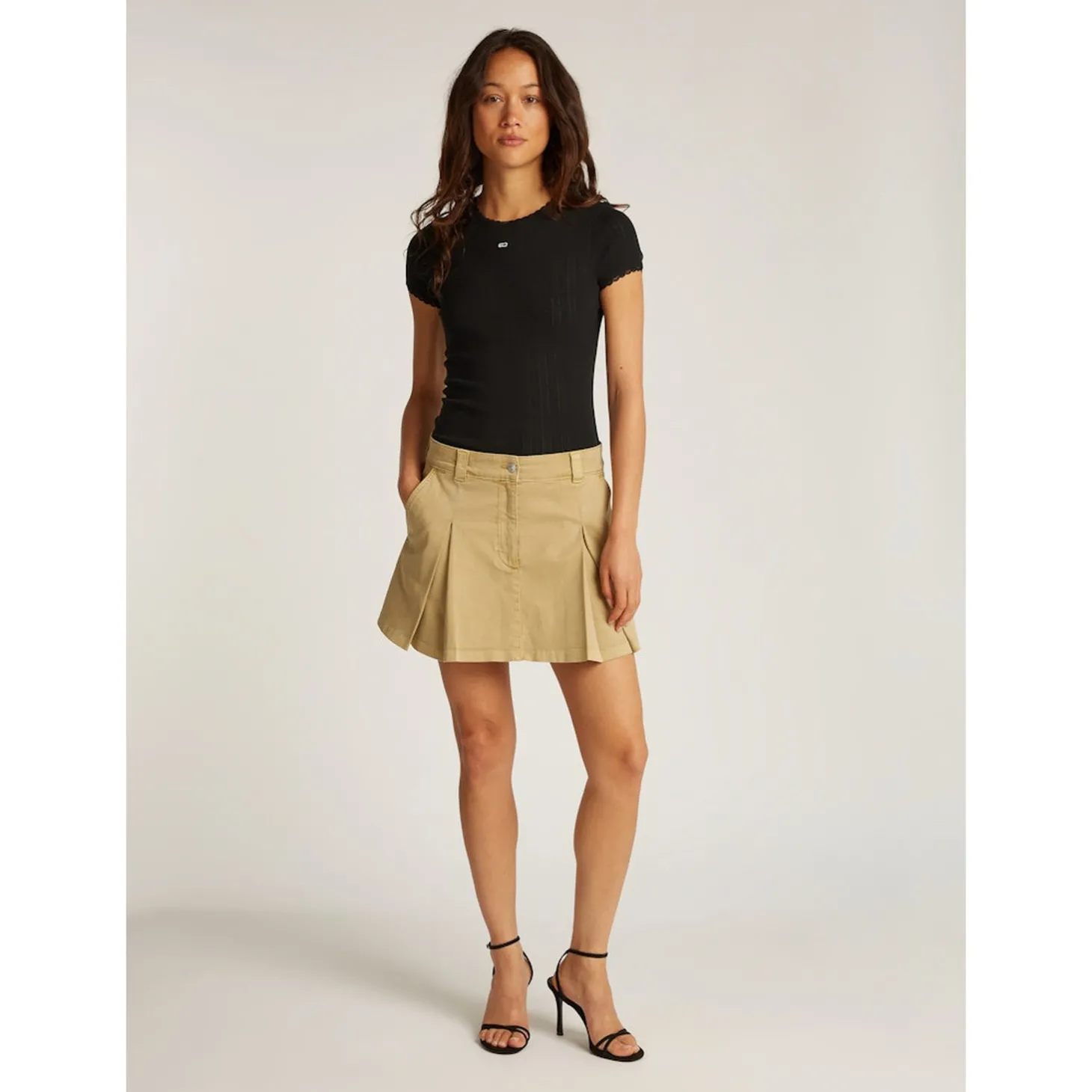 TJW SLIM POINTELLE RIB TEE