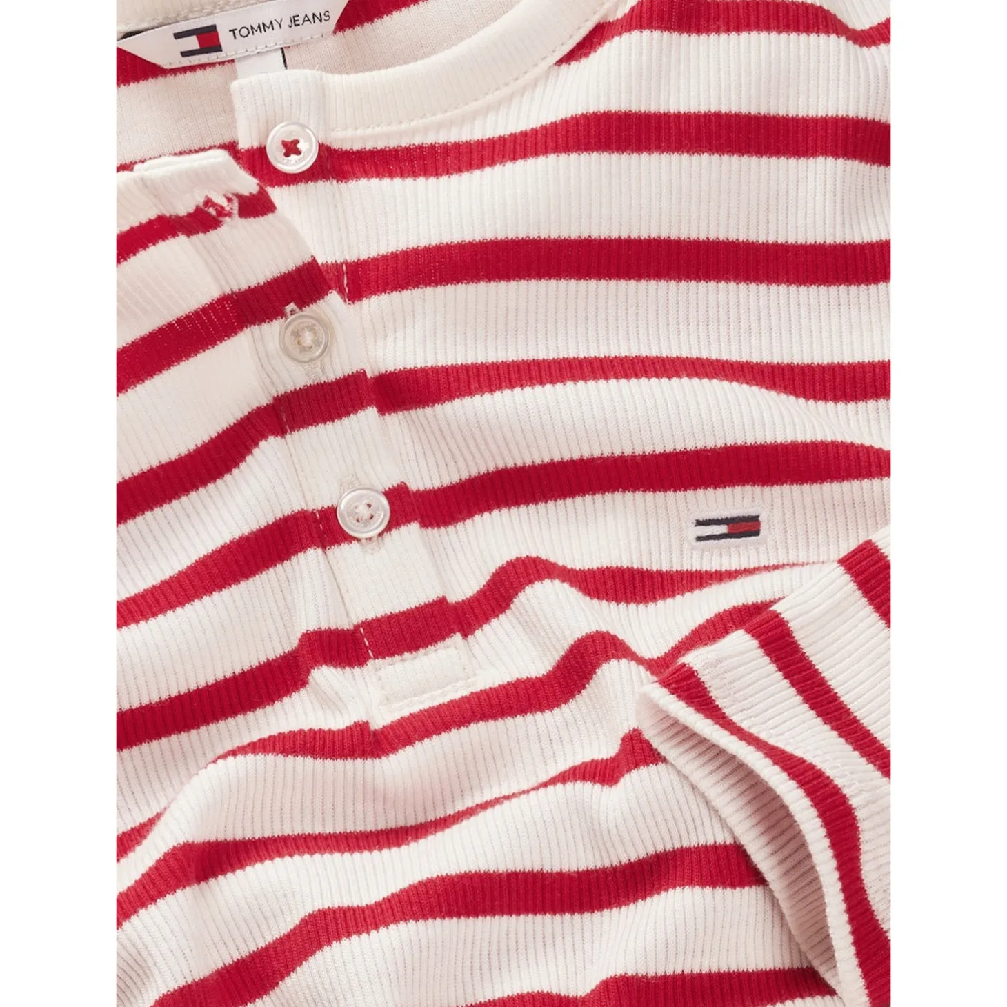 TJW SLM BUTTON RIB C-NECK LS E