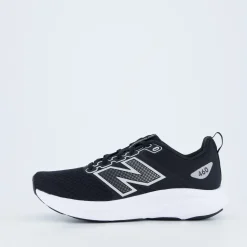 460 V4