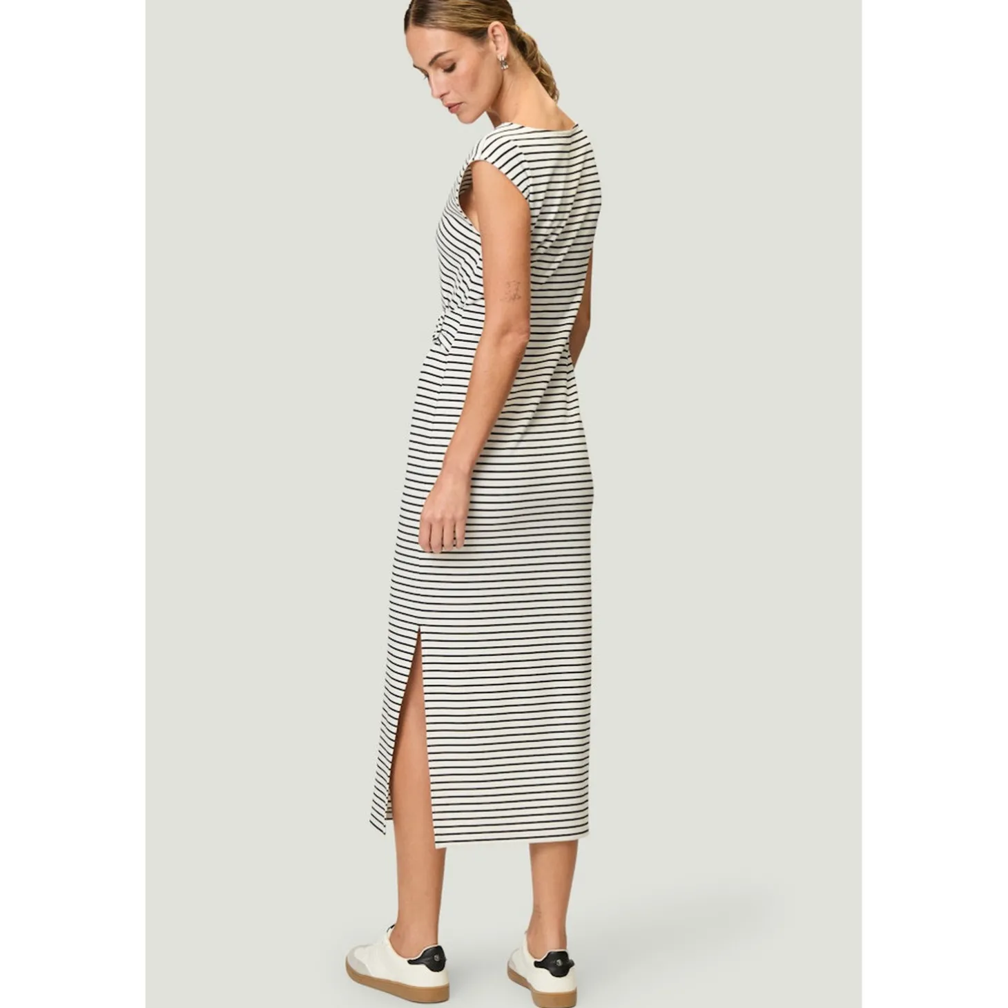 Zero Kleid